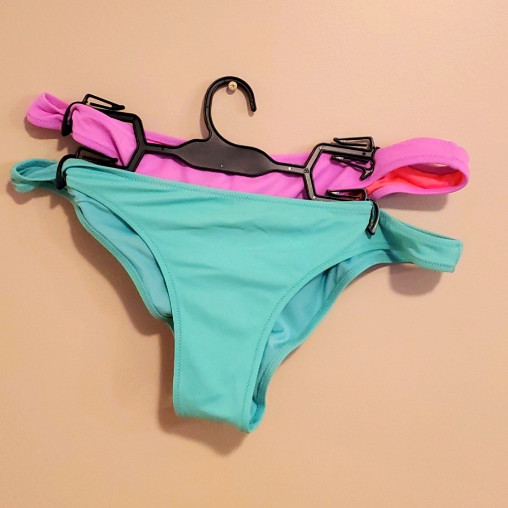 Vicotria's Secret - THE ITSY ruched bikini bottom - set of 2 - Size L